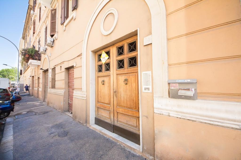 Ponte Testaccio Loft Apartment Rome